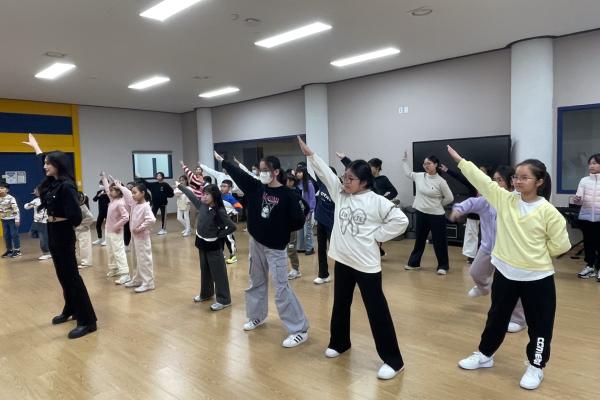 韓國舞蹈交流團